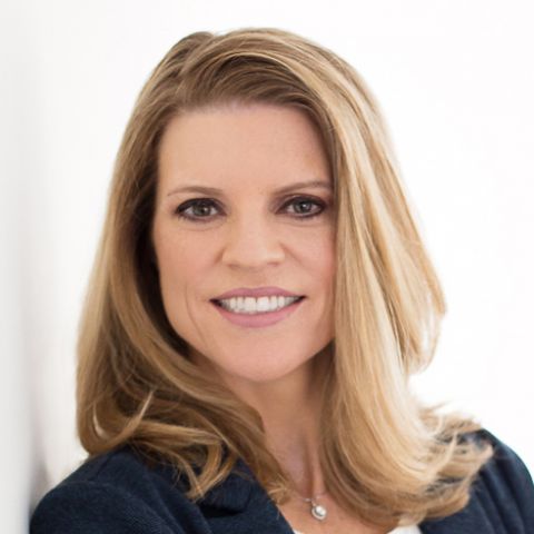 Shelley Kanther headshot