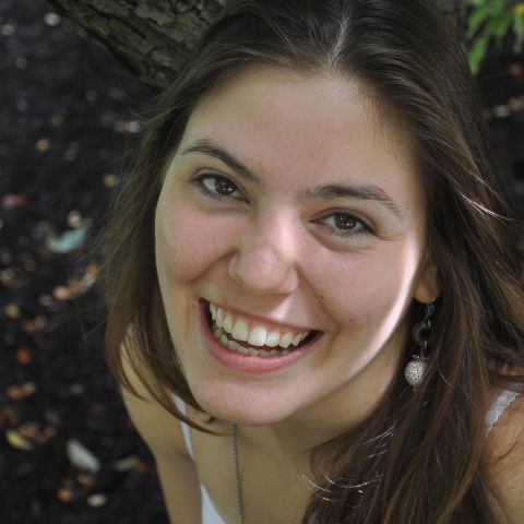 Natalie Plumb headshot