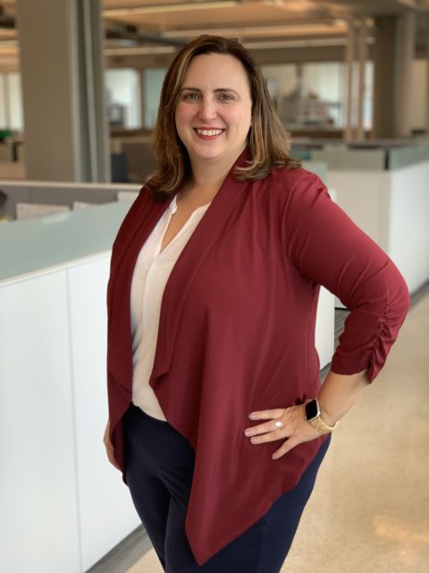 Meredith Topalanchik headshot