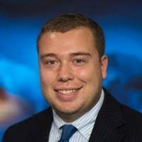 Zach Kaplan headshot