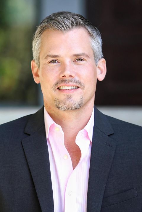Josh Snow headshot